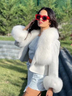 İthal Kürklü Beyaz Ceket