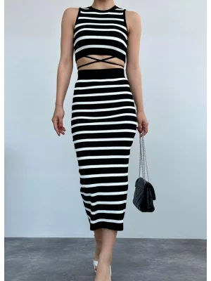 Siyah Çizgili Biye Bağlamalı Crop-Etek Kadın Alt-Üst Triko Takım