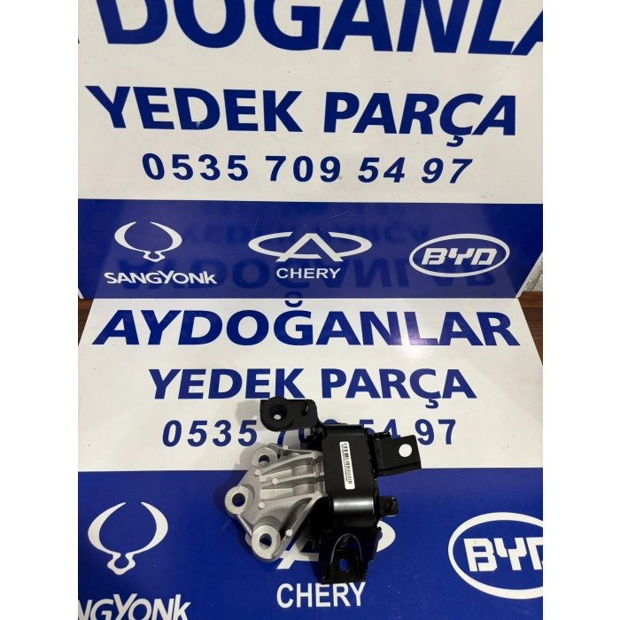 Korando C300 Motor Kulağı Sol