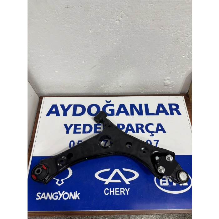 Chery Tiggo 8 Alt Salıncak Sağ