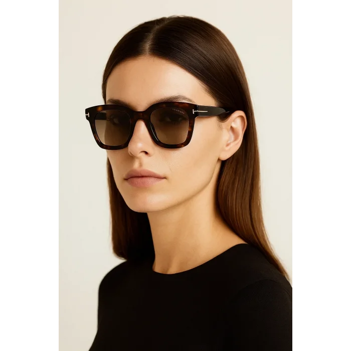 TOM FORD GÜNEŞ GÖZLÜĞÜ FT06905252F