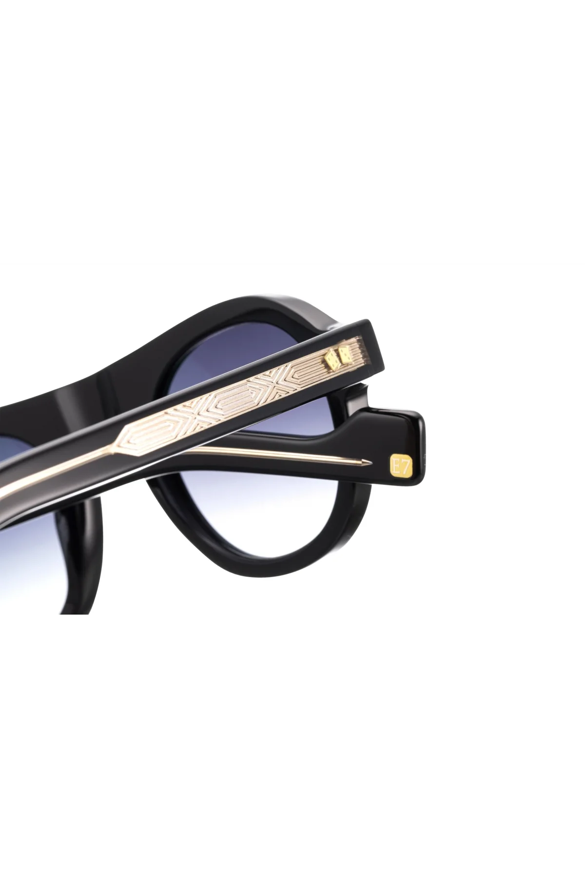 ENTOURAGE OF 7 SUN DECTER 01-01