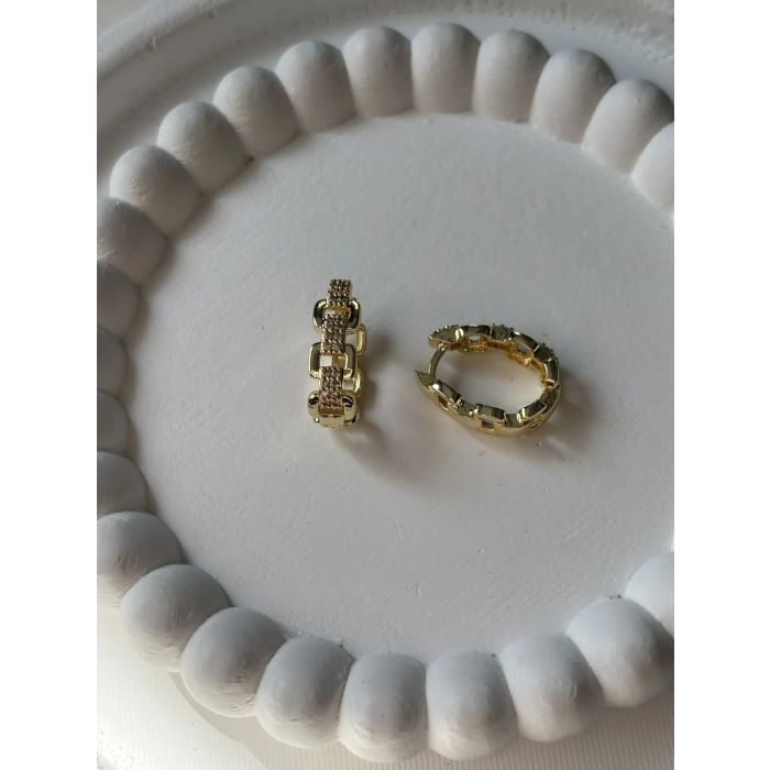 Zirkon Taşlı Özel Seri Küpe