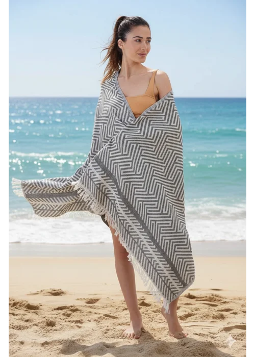 Alinda Black Peshtemal