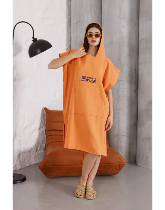 Born 4 Dive Orange Poncho