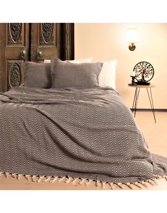 Defne XL Throw