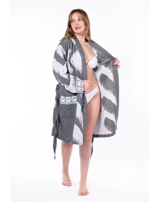 Edessa Bathrobe - V Short - Black