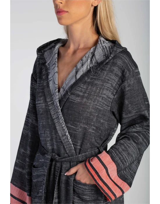 Melongena Black Bathrobe