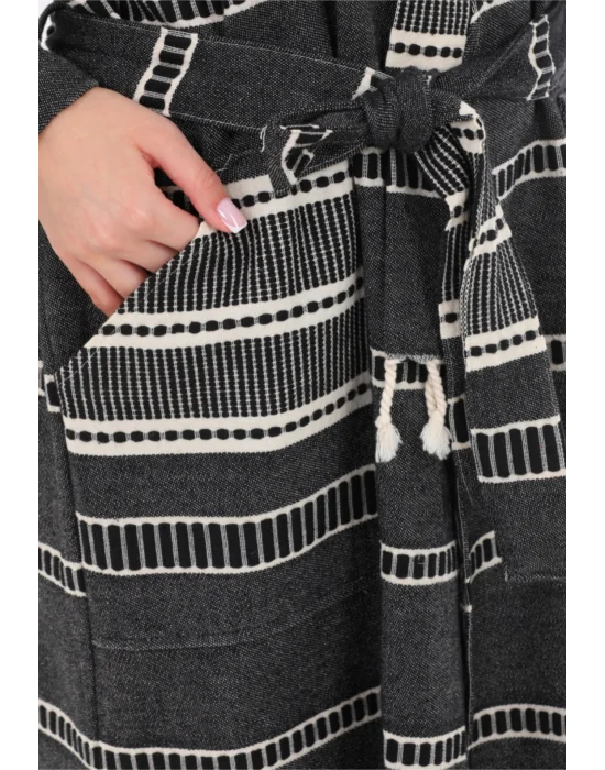 Sundia Black Bathrobe