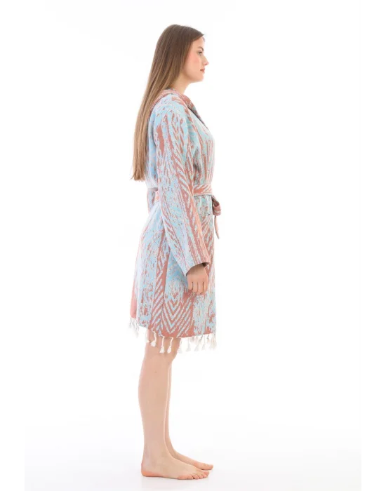 Tonna Terra & Blue Bathrobe