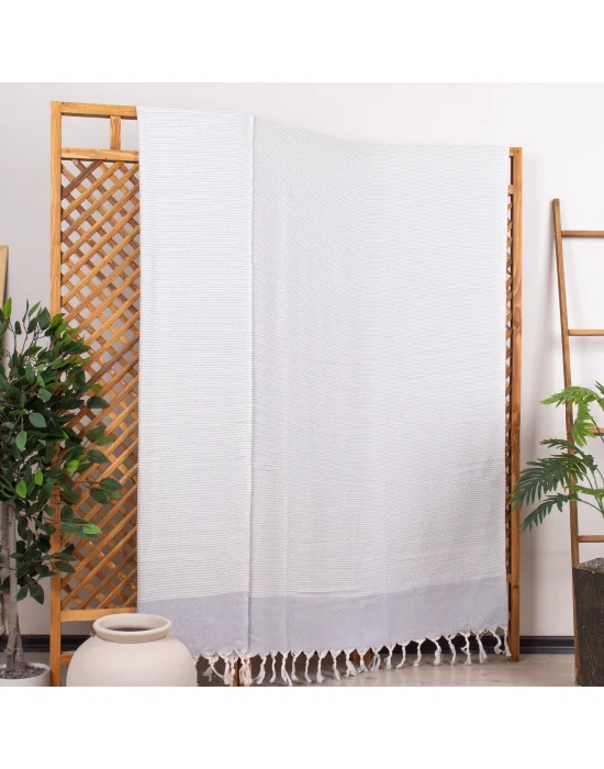 Satranc Throw