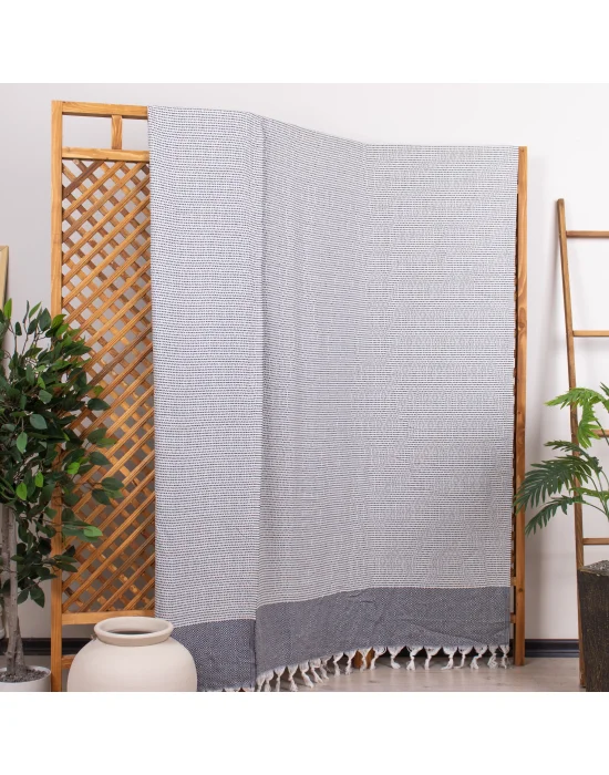 Satranc Throw