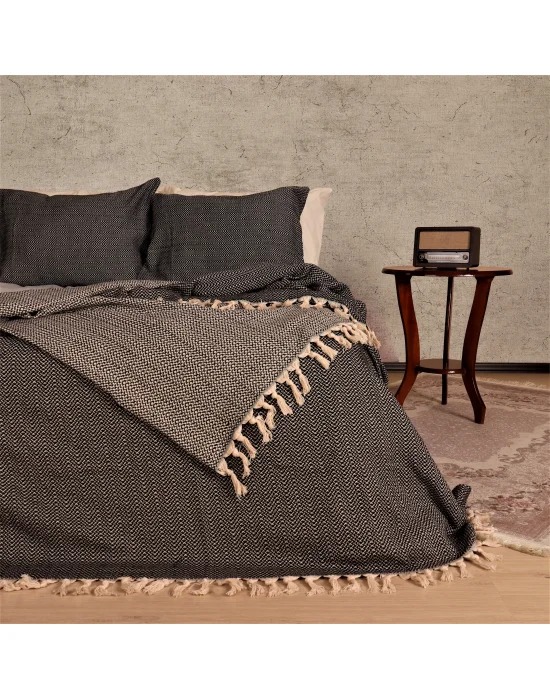 Zincir Black XL Throw