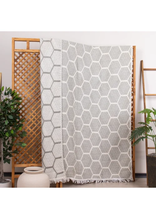 Hexagon Throw