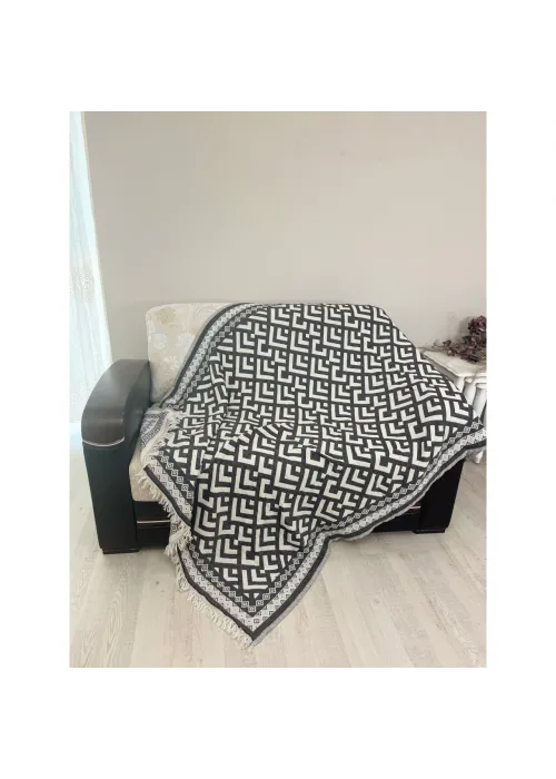 Zizu Throw - Black