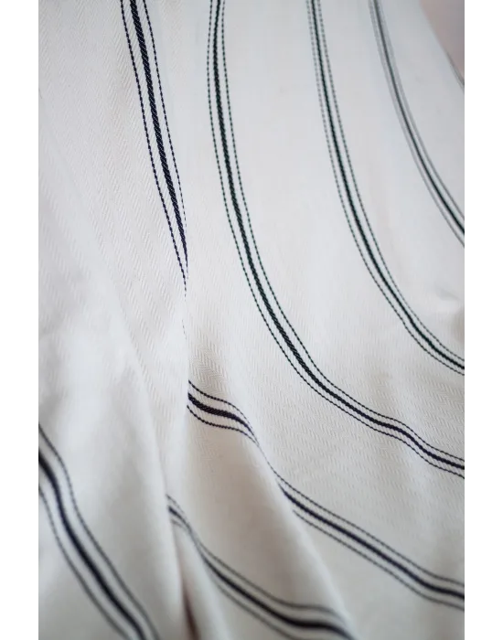 Lydia Handloomed XL Throw