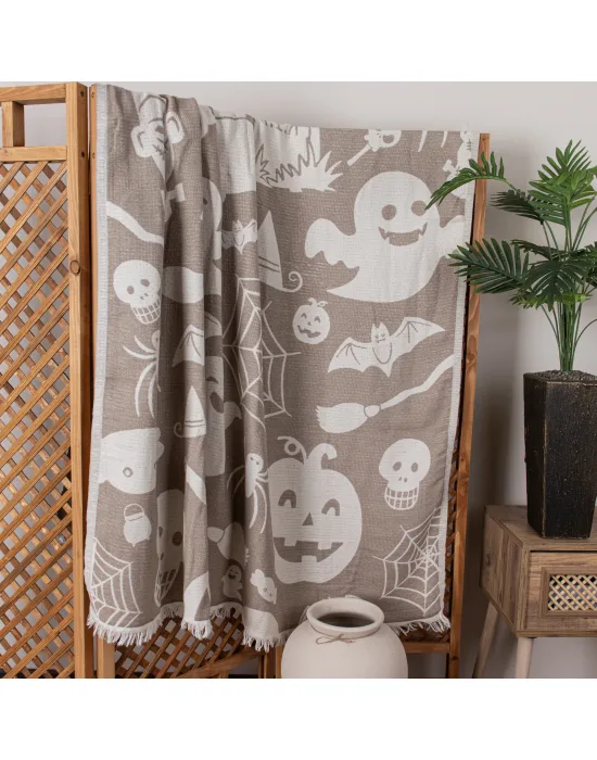 Hallowen Throw