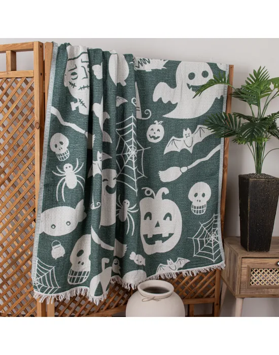 Hallowen Throw