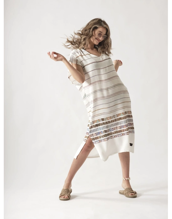 Geri Bağcıklı Etnik Elbise