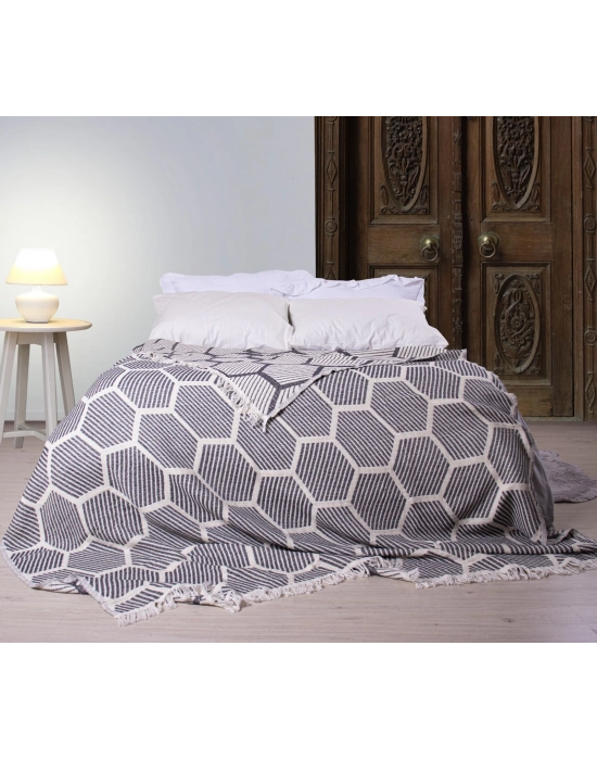 Hexagon Throw