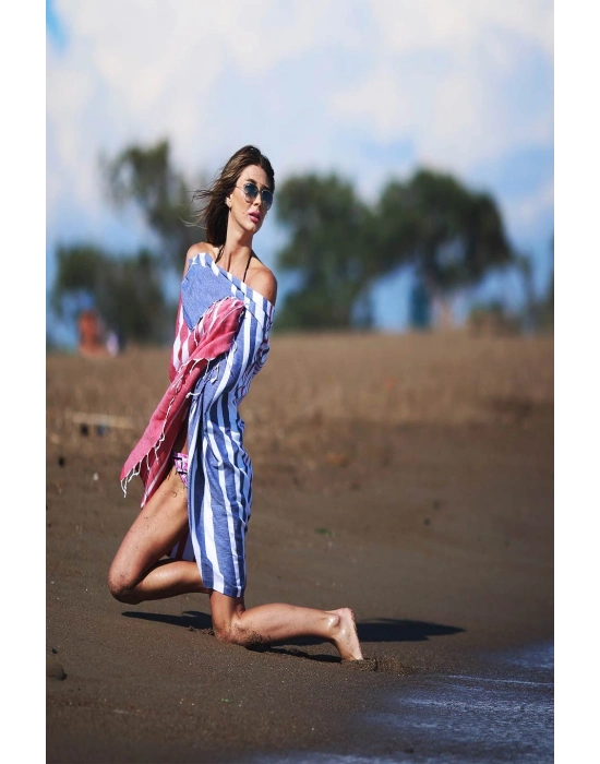 Kanesh Navy Blue & Red Peshtemal