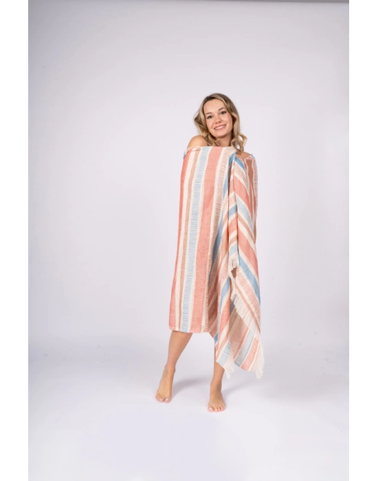 Larissa Coral Peshtemal