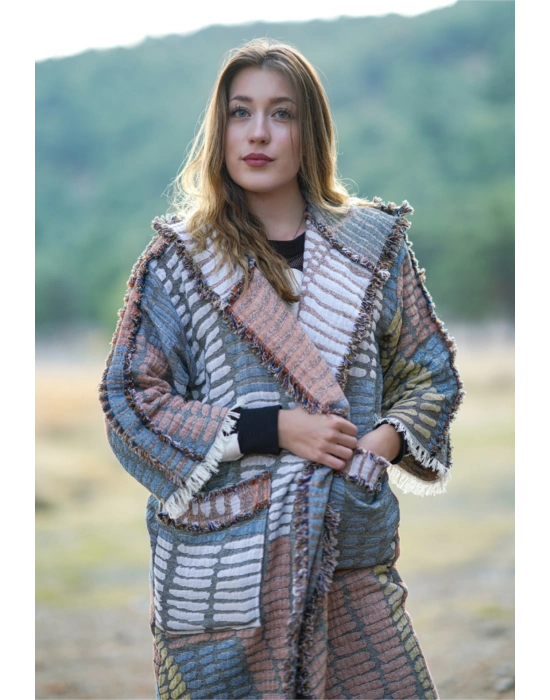 Nerite Siyah & Kırmızı Bornoz