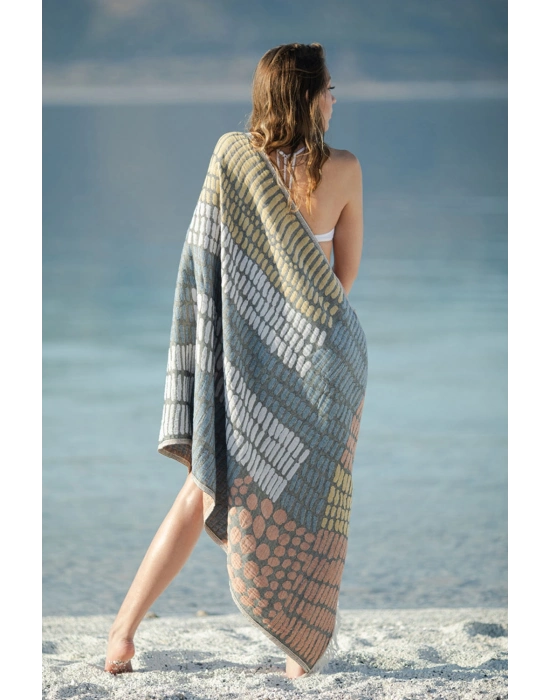 Nerite Black & Red Peshtemal