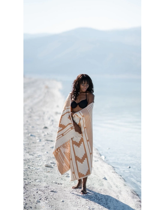 Nesta Caramel Peshtemal