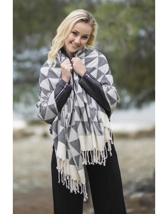 Niobe Black Peshtemal