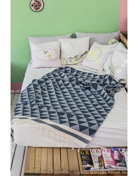 Niobe Lacivert Peshtemal