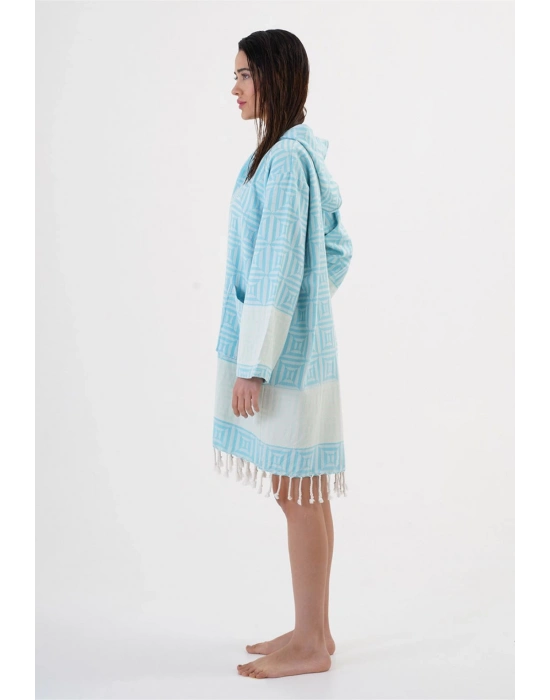 Kare Turkuaz Bornoz