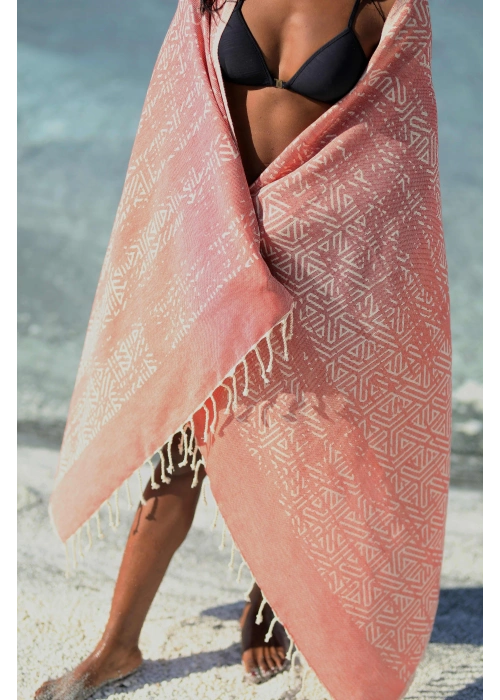 Natica Red Peshtemal