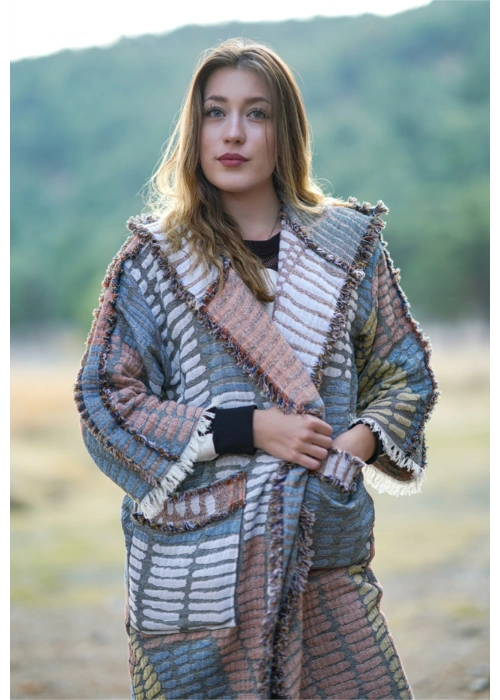 Nerite Black & Red Bathrobe