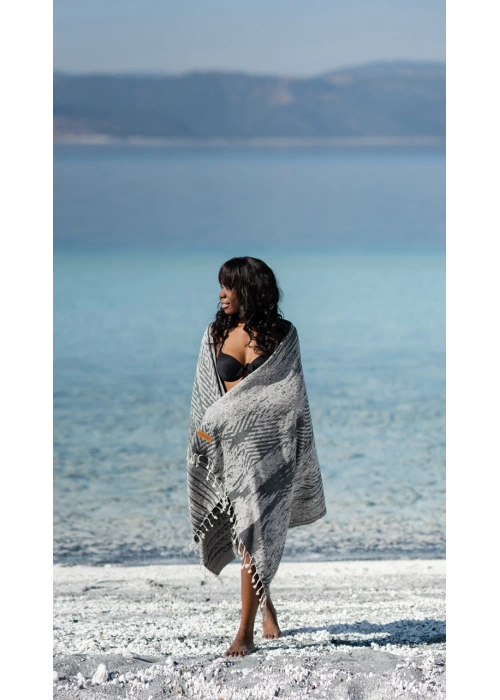 Tonna Siyah Peshtemal