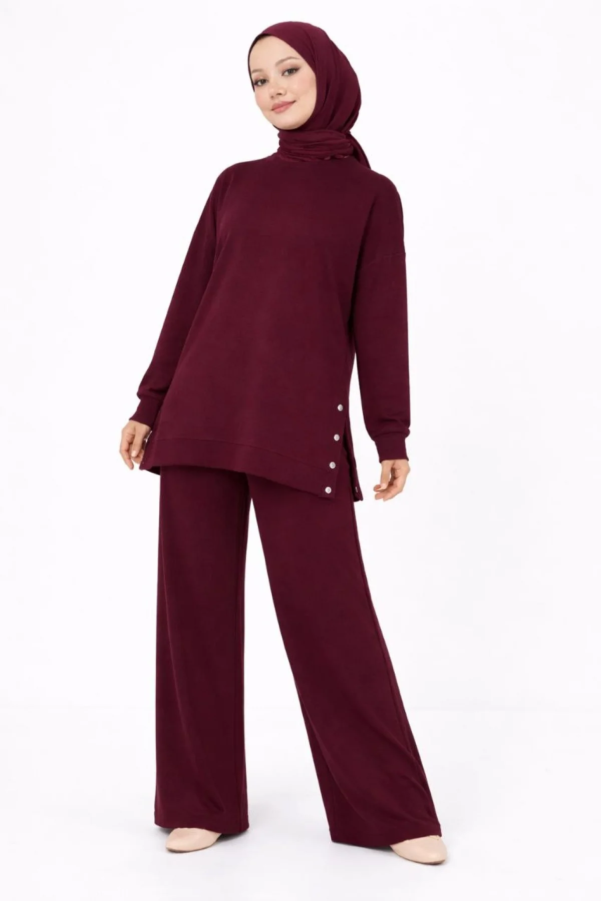 Osy Modal yumuşak dokulu Kumaş Modern Tesettür Takım Yandan Metal Çıtçıtlı Uzun Tunik Pantolon Set Salaş Kalıp - Bordo