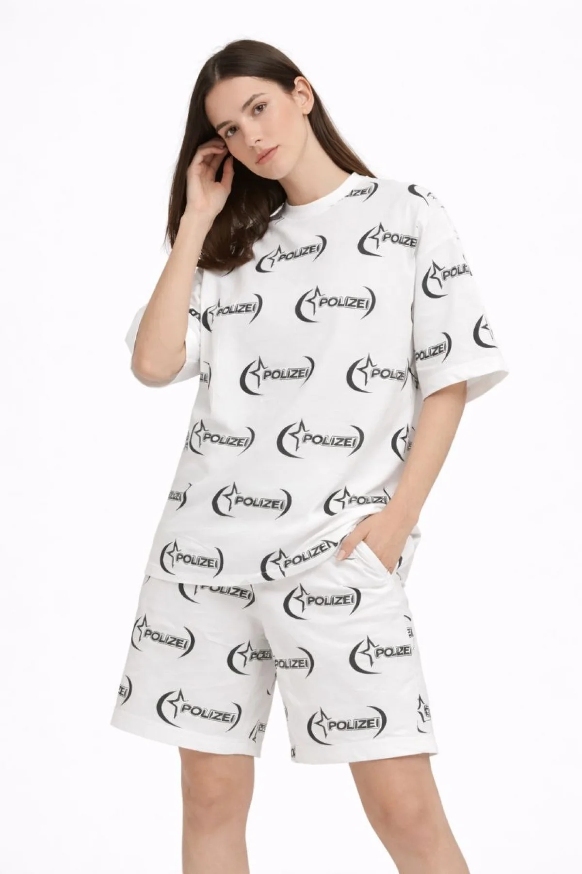 Kadın Oversize Ön ve Arka Baskılı Tişört Şort Takım Rahat Kalıp Yazlık Günlük Kombin - Beyaz