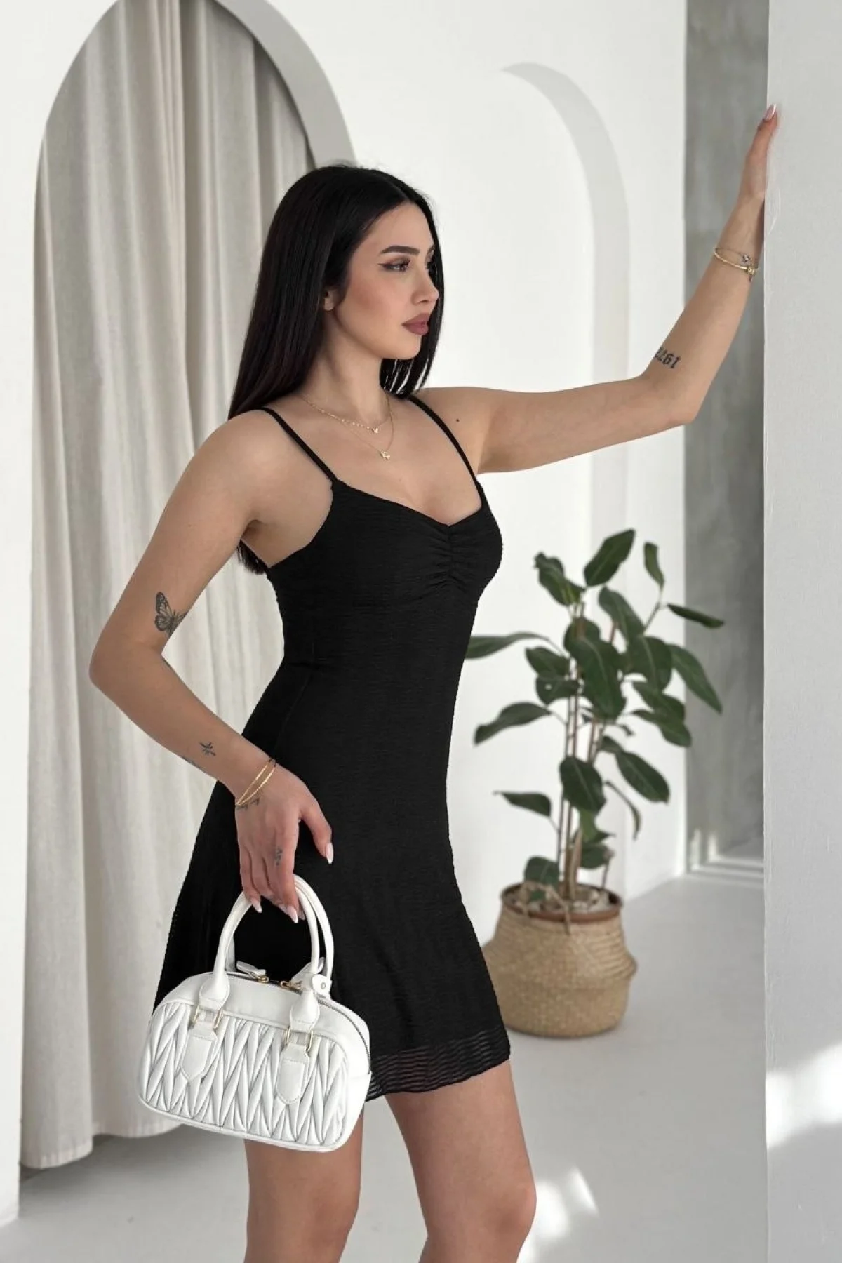 Kadın Askılı Mini Elbise Drapeli Göğüs Detay Likralı Yazlık Fit - Siyah