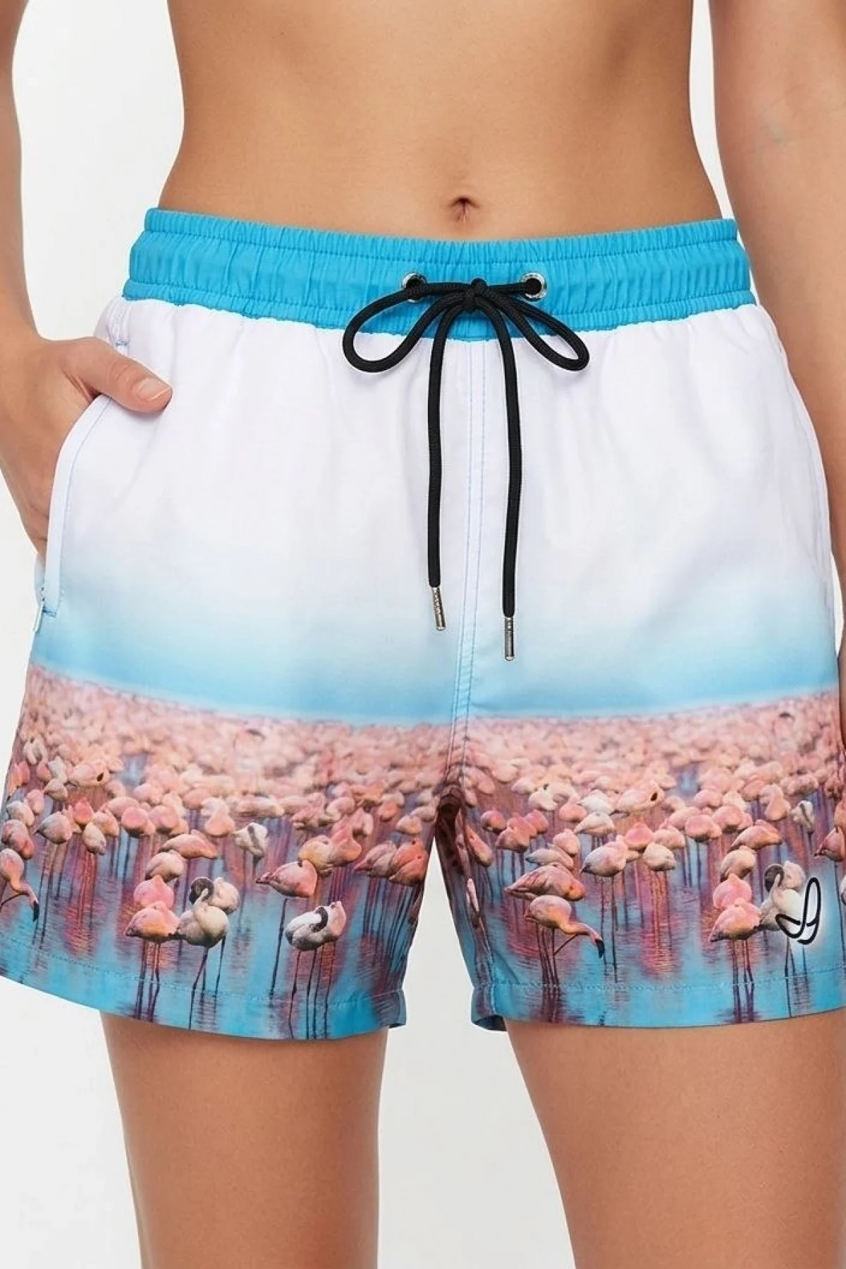 Kadın Deniz Şortu Fermuarlı Cepli File Astarlı Hızlı Kuruyan Premium - Beyaz