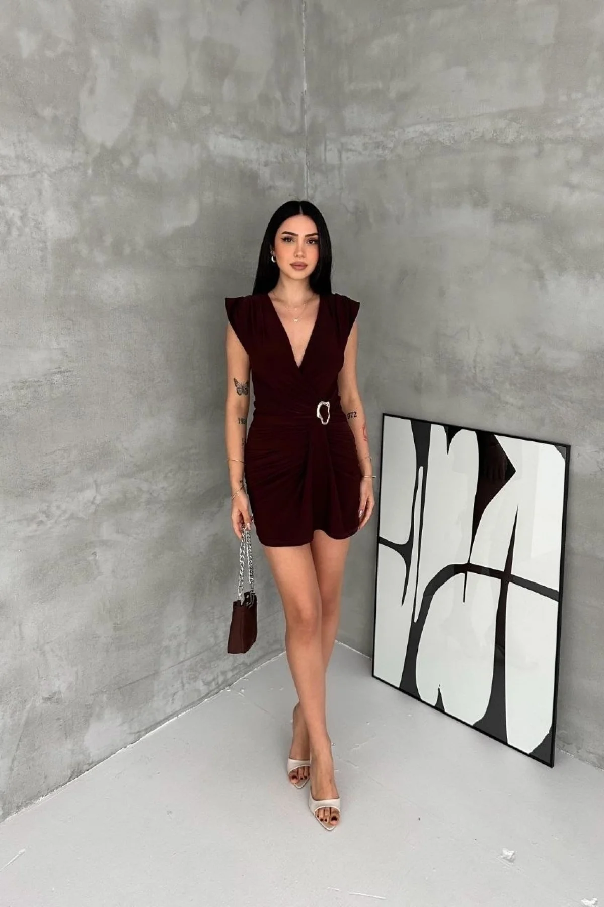 Kadın Kruvaze Drapeli Tokalı Mini Elbise Şık Gece Davet Abiye - Kahverengi