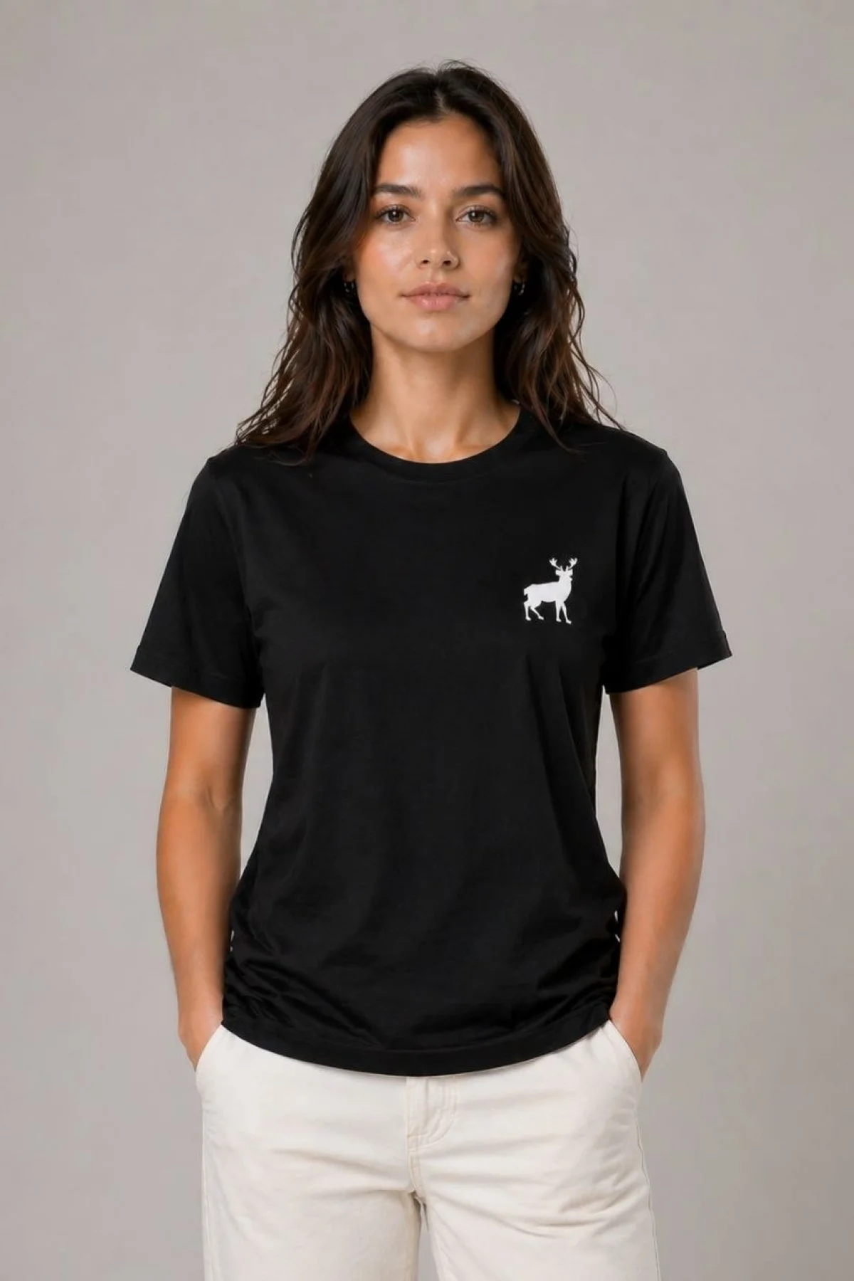 Kadın Minimal Geyik Logolu Tişört Bisiklet Yaka Kısa kol Yazlık T-Shirt - Siyah