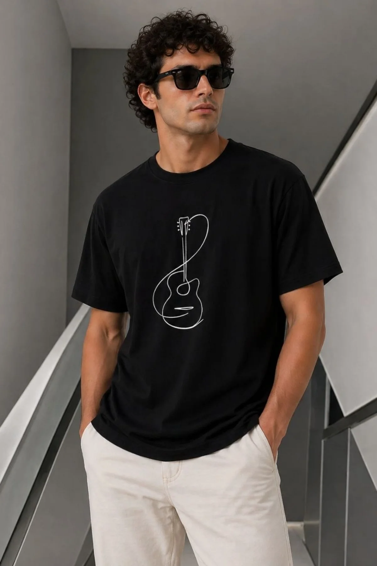 Erkek Minimal Gitar Baskılı Tişört T-Shirt Yazlık Kısa Kol Bisiklet Yaka T-Shirt - Siyah