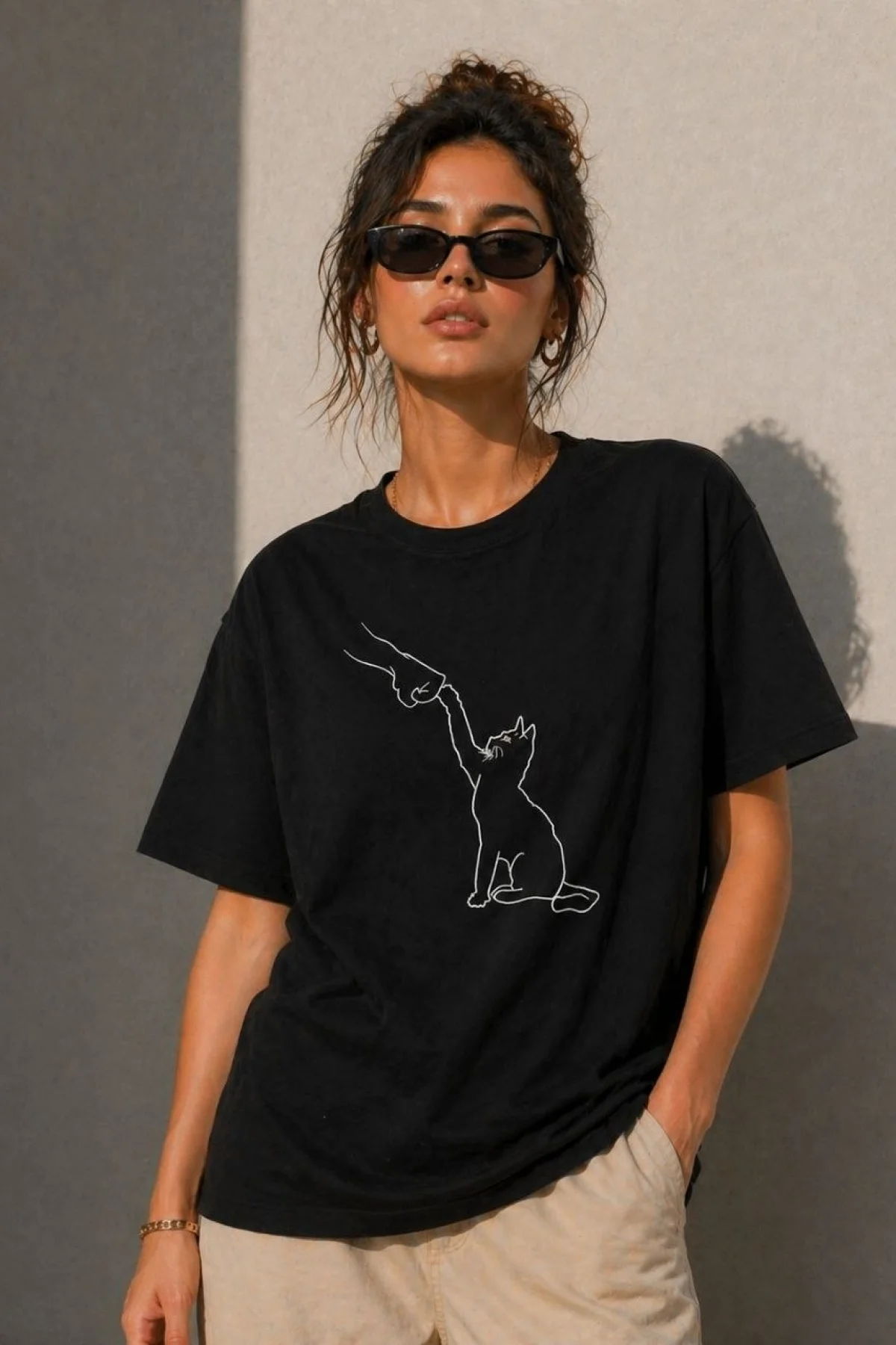 Kadın Minimal Kedi Çizim Baskılı Tişört Kısa Kol Yazlık T-Shirt - Siyah