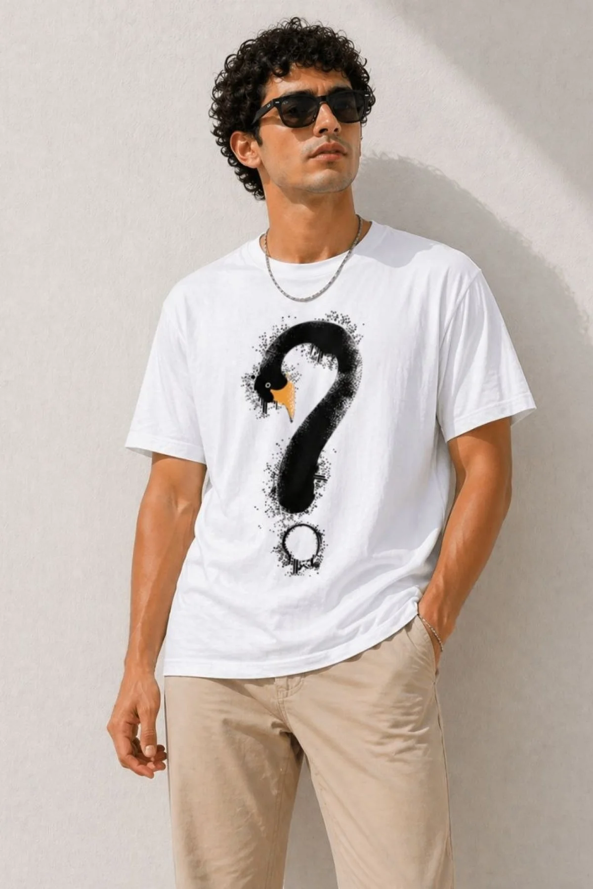 Erkek Kuğu Figürlü Soru İşareti Baskılı Tişört Kısa Kol T-Shirt - Beyaz