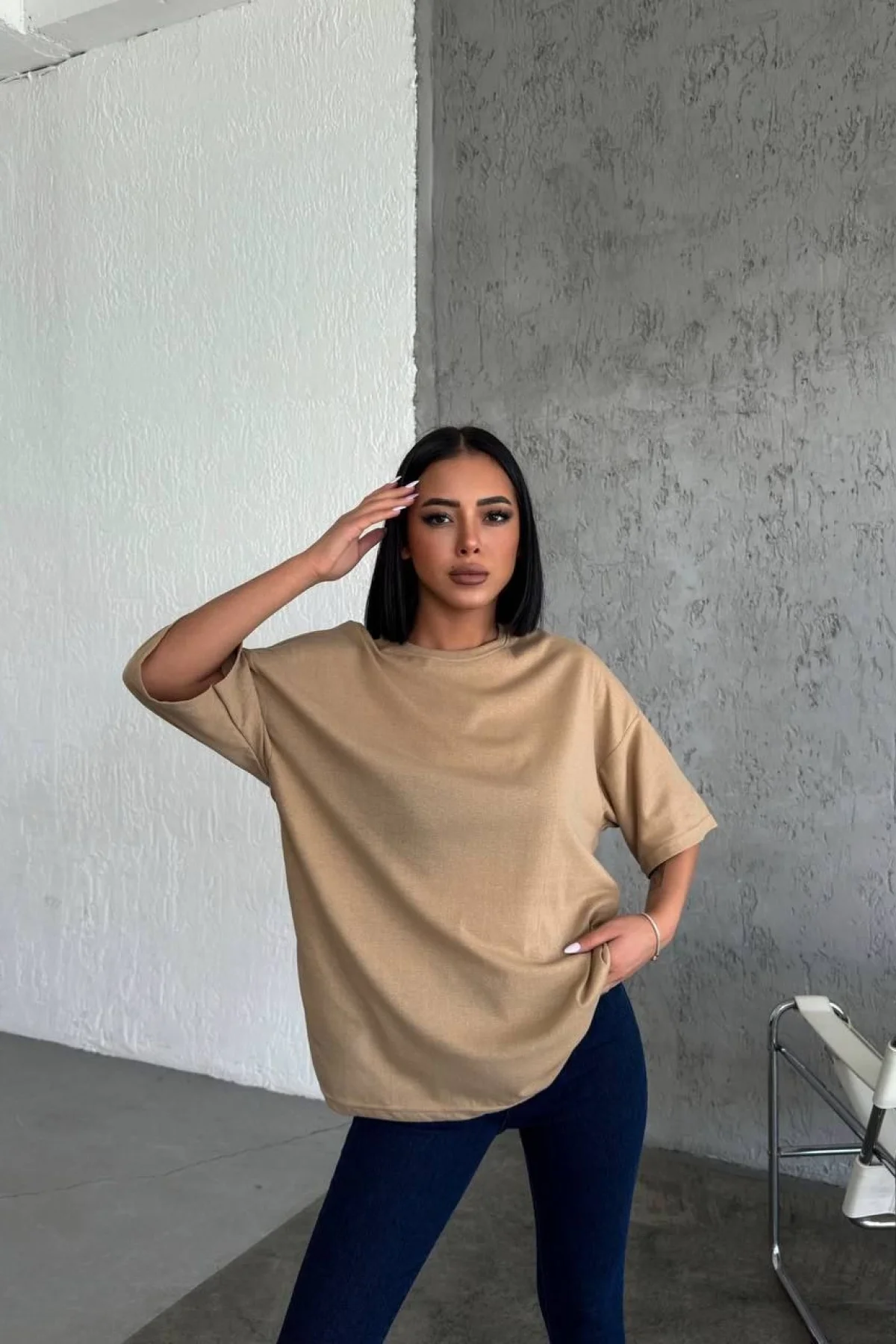 Kadın Düz T-Shirt Kısa Kol Bisiklet Yaka Ovarsize Rahat Kalıp Günlük Tişört - Bej