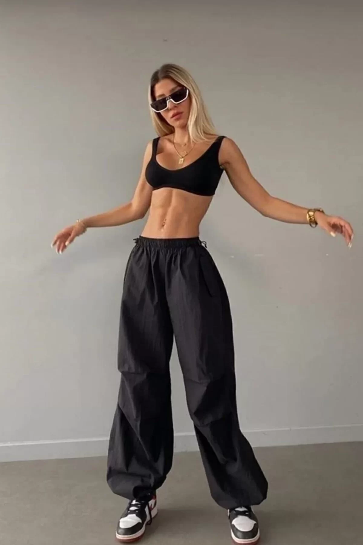 Kadın Cepli Paraşut Pantalon - Siyah