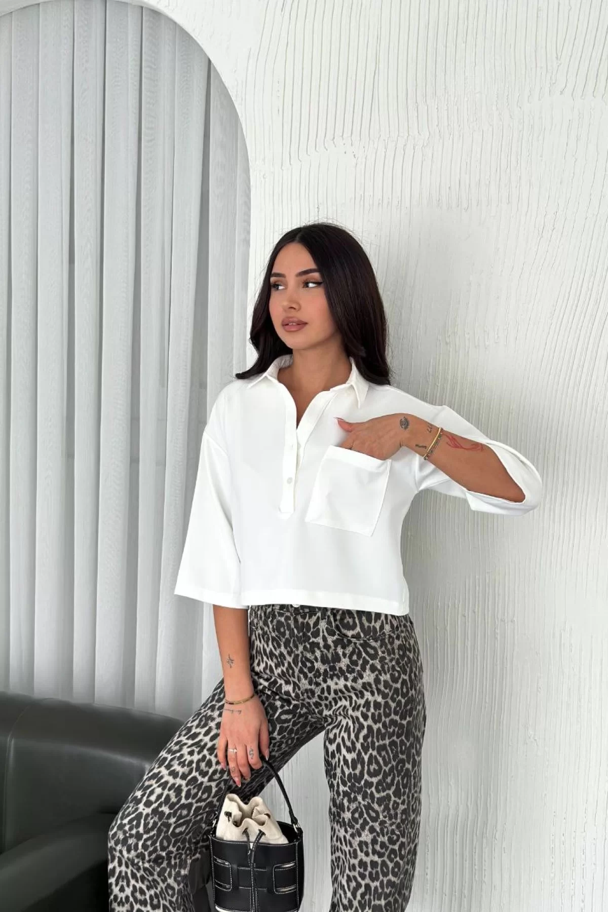 Kadın Crop Yakalı Gömlek Üç Çeyrek Sleeve Kol - Beyaz