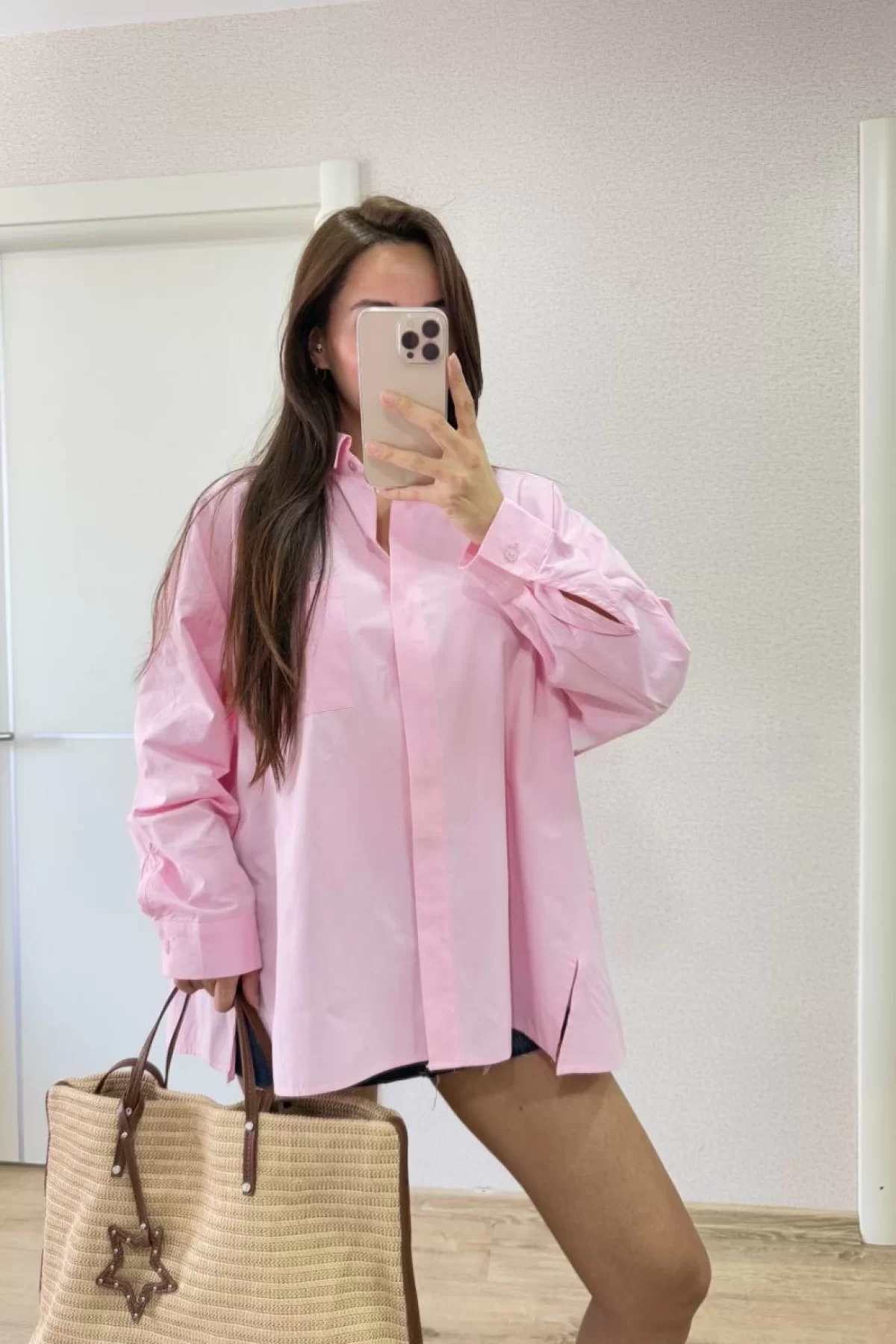 Poplin Kadın Yakalı Yandan Yırtmaçlı Arka Pens Detaylı Gömlek - Pembe