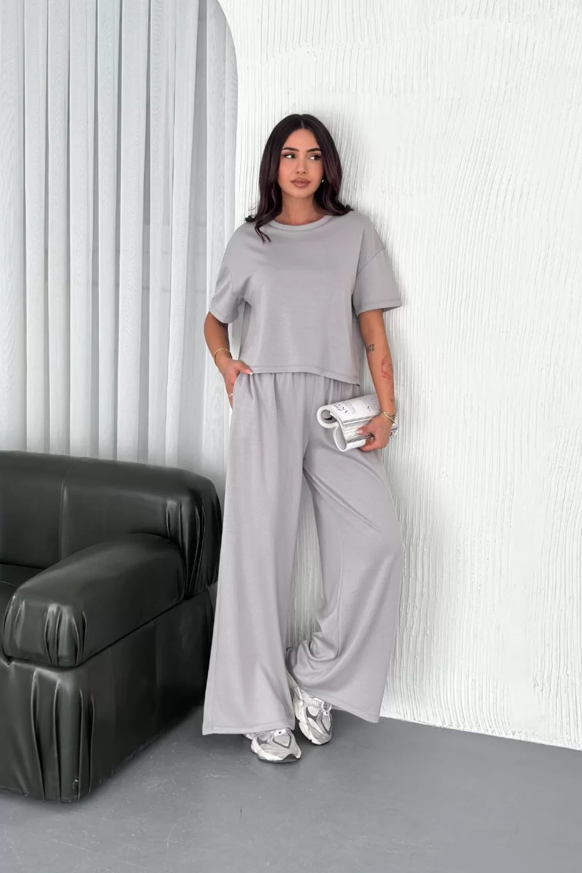 Osy Modal Yumuşak Dokulu Kumaş Bisiklet Yaka T-shirt  Bol paça Pantalon ikili Takım - Boyalı Gri