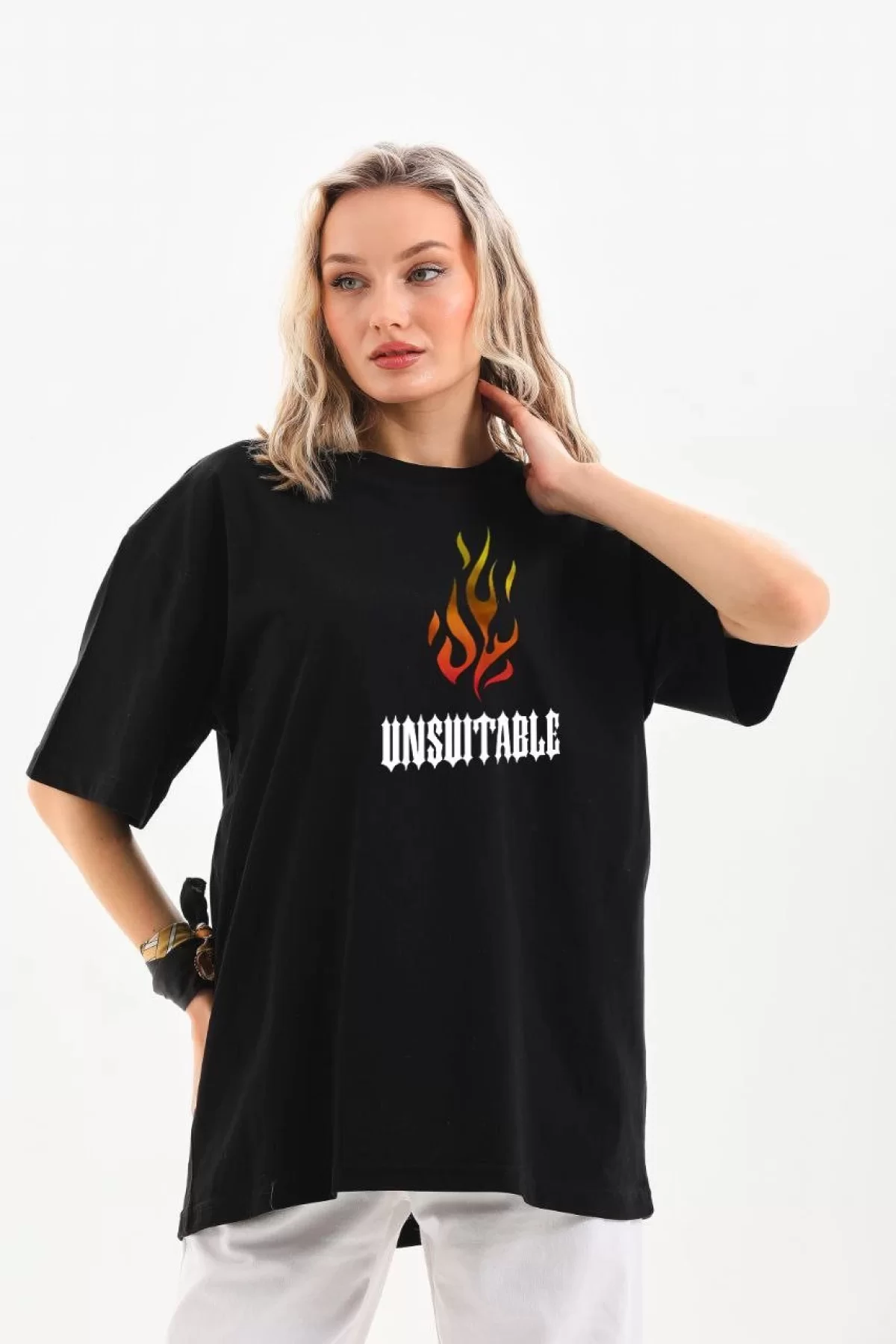 Unisex Bisiklet Yaka Baskılı Oversize T-Shirt - Siyah